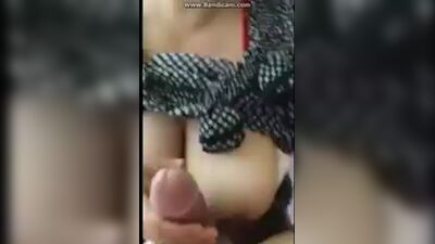 Arkadaşının Annesini Siken Hain Arkadaş