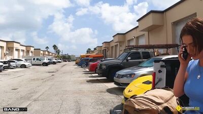 [Bang.com] Gracie Gates - Gets Her Car Towed And Strikes A Sexy Deal [Big Boobs, Gonzo, Facial Deep Throat]