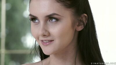 Crystal Greenvelle (Window to my Body /08.10.16)[2016,HD 1080p]