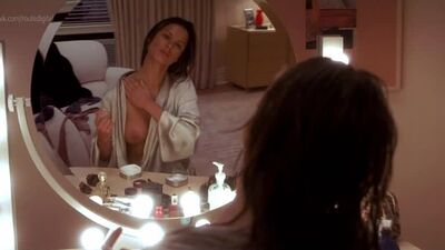 Rhona Mitra Nude - Hollow Man (2000) HD 1080p Watch Online / Рона Митр - Невидимка