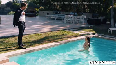 VIXEN - Lana Rhoades занимается сексом со своим боссом