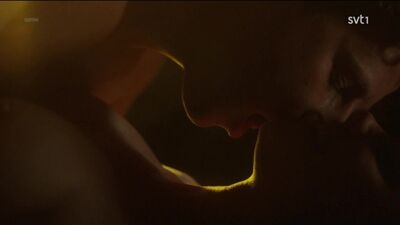 Hedda Stiernstedt Nude - Vår Tid Är Nu - s01e01 (SWE 2017) 720p HDTV