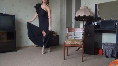 Секси мамка с обалденной фигуркой