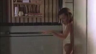 Milla Jovovich nude naked scene / Милла Йовович Голая обнаженная
