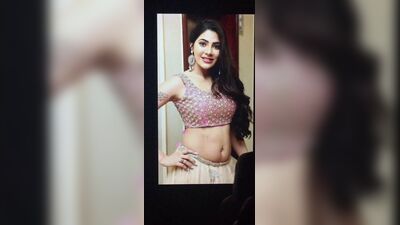 Cum on Nikki Tamboli