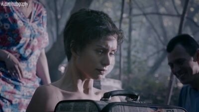 Голая, как Серсея - Диана Пожарская в сериале "Отель Элеон" (2016) - Сезон 1 / Серия 1 (1080p)