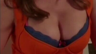 Jennifer Love Hewitt has great Boobs