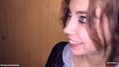 Прогулка со спермой в трусиках