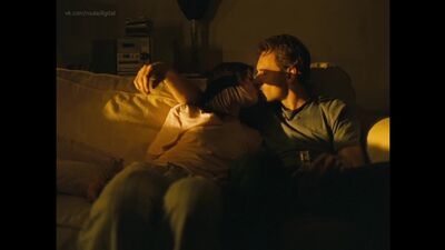 Kierston Wareing, Katie Jarvis Nude - Fish Tank (2009) HD 1080p Watch Online / Кэти Джарвис, Кирстон Вэрэйнг - Аквариум