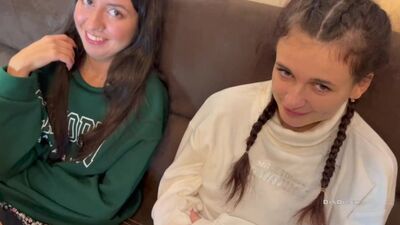 Пришли телки для оргии