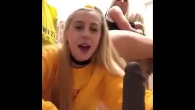 Сейчас проверим кому дилдо больше подойдет