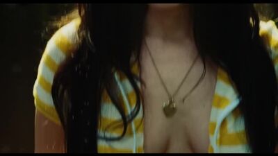 Меган Фокс еще та, горячая штучка!