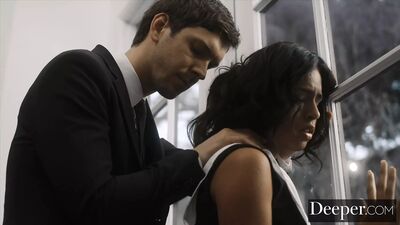 Глубже. Сексуальная горничная Autumn Falls получает незабываемый бон