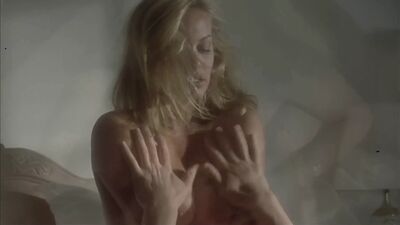 Michele Smith обнаженная в голографическом мужчине (1985)