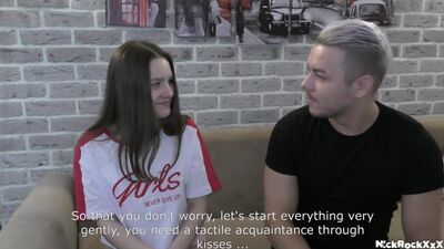 Началось с поцелуев, закончилось минетом...