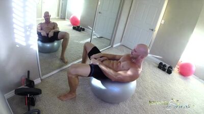 SinsLife - Porn Stud Johnny Sins Jerks Off While Working Out