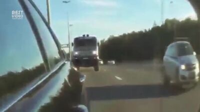 Дакаровский КАМАЗ на трассе! Это надо видеть