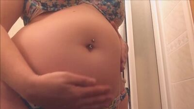 Беременность красит женщину.