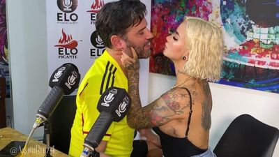 Что творится на этом подкасте?