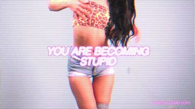 У тебя есть деньги, трахнуть ее?