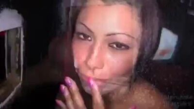 Окунулась в бездну извращений