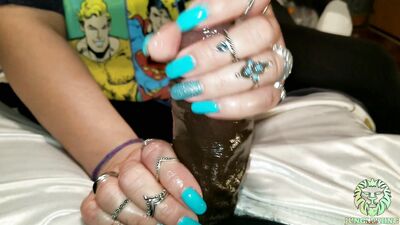 Дай мне твой член — я сделаю всё идеально