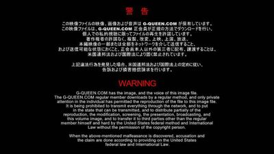 Молодая японка мастурбирует