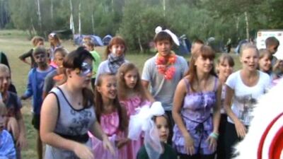 Новый год. Игра "Елочки-Пенечки"