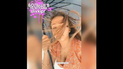 Карнавал засветила сосок 