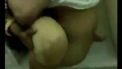 Büyük memeli türbanlı-türbanlıpornom.com