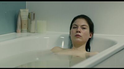 Nora Von Waldstaetten Nude - Oktober November (2013)