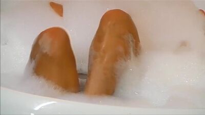 Jessica Paszka Promi BB GER Bath 10.09. (2016) HD 720 TITS