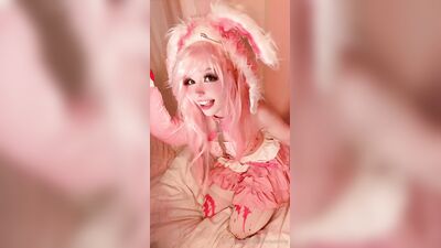 Голая Belle Delphine 2