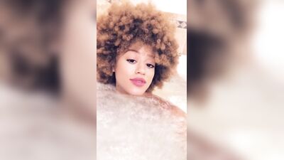 Stormi Maya 2 ХХХ ОнлиФанс