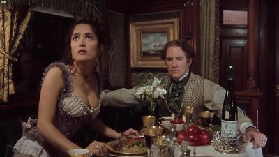 Голая Salma Hayek