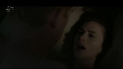 Голая Hayley Atwell