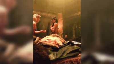 Голая Rosario Dawson