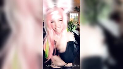 Голая Belle Delphine