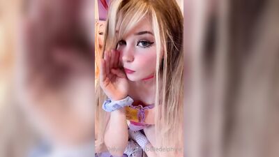 Голая Belle Delphine