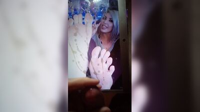 Jessica Nigri Footjob Cum Tribute