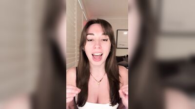 Голая Abby Boom