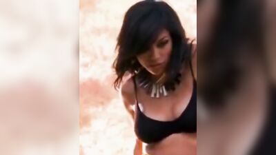 Голая Rosario Dawson