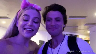 Blake Blossom ХХХ ОнлиФанс