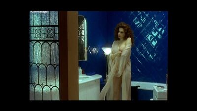 Francesca Dellera Nude - L'ours en peluche (1994) Watch Online / Франческа Деллера - Плюшевый мишка