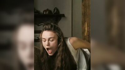 Голая Keira Knightley