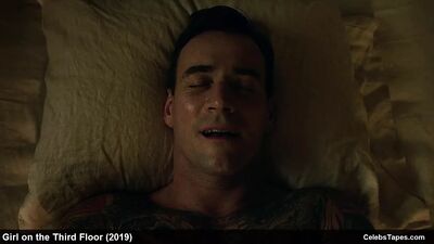 Sarah Brooks и триест с Kelly Dunn, обнаженные и сцены секса в фильме