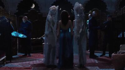 Голая Vanessa Kirby, Tuppence Middleton