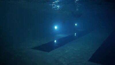 Голая Gillian Anderson