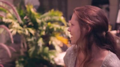 Голая Teresa Palmer, Phoebe Tonkin