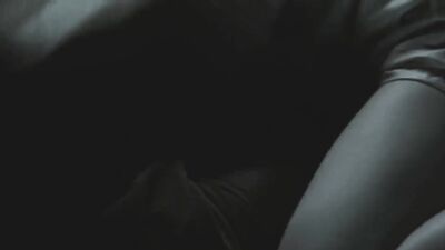 Голая Alyssa Sutherland